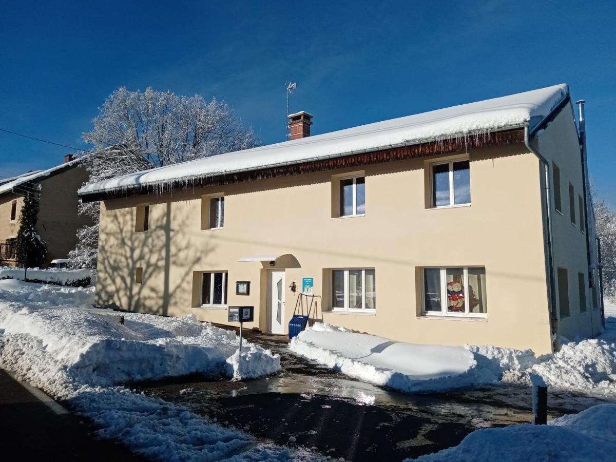 Chaux-des-Pres Les P'Tites Pistes B&B 외부 사진