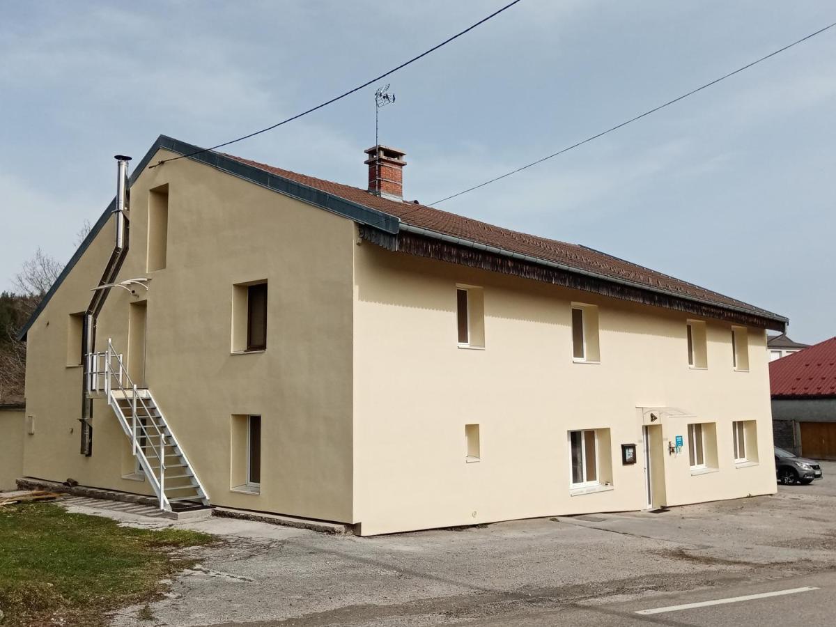Chaux-des-Pres Les P'Tites Pistes B&B 외부 사진